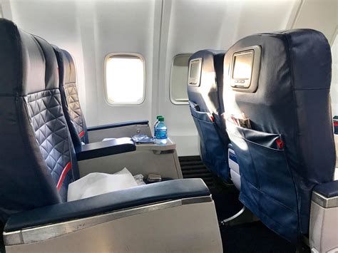 The Delta Airlines Boeing 737-800 features 160 seats in a 3 cabin configuration. . Delta 737800 first class